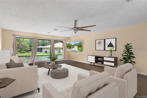 House in Homosassa, Florida 4 bedrooms, 215.9 sq.m. № 1906574 - photo 12