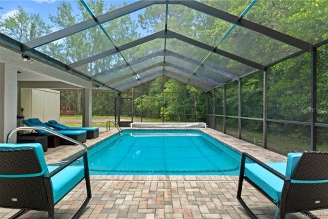House in Homosassa, Florida 4 bedrooms, 215.9 sq.m. № 1906574 - photo 16