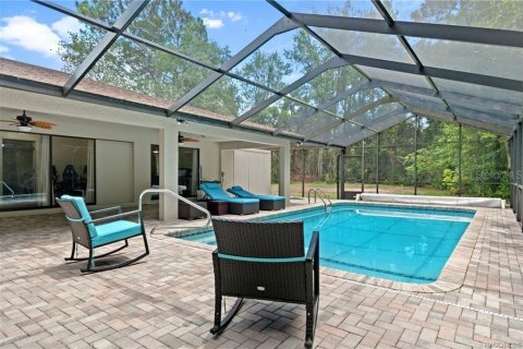 House in Homosassa, Florida 4 bedrooms, 215.9 sq.m. № 1906574 - photo 2