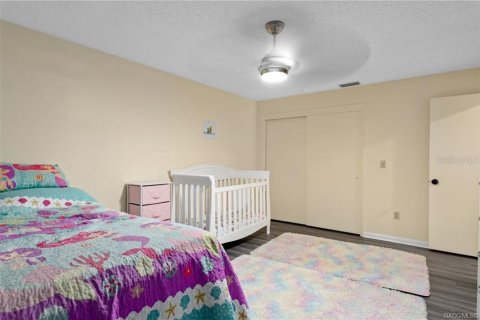House in Homosassa, Florida 4 bedrooms, 215.9 sq.m. № 1906574 - photo 3
