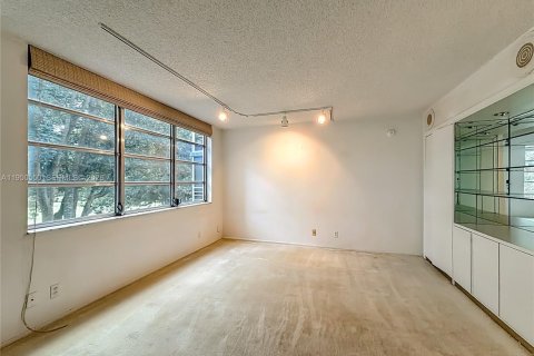 Купить кондоминиум в Помпано-Бич, Флорида 3 спальни, 150.5м2, № 2007664 - фото 29