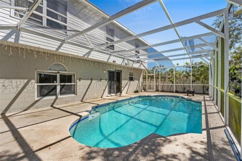 Casa en venta en Kissimmee, Florida, 4 dormitorios, 264.21 m2 № 1547900 - foto 25