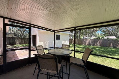 House in Edgewater, Florida 3 bedrooms, 151.99 sq.m. № 1909857 - photo 23