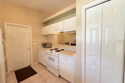 House in Edgewater, Florida 3 bedrooms, 151.99 sq.m. № 1909857 - photo 8