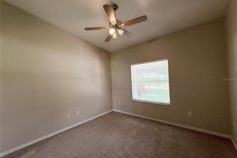 House in Edgewater, Florida 3 bedrooms, 151.99 sq.m. № 1909857 - photo 22