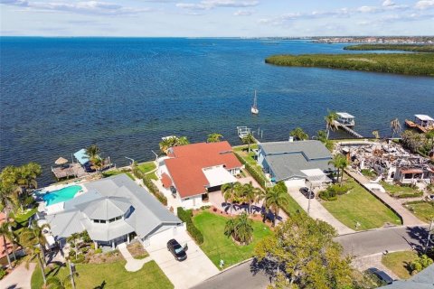Купить виллу или дом в Палм-Харбор, Флорида 10 комнат, 327.57м2, № 1538968 - фото 3