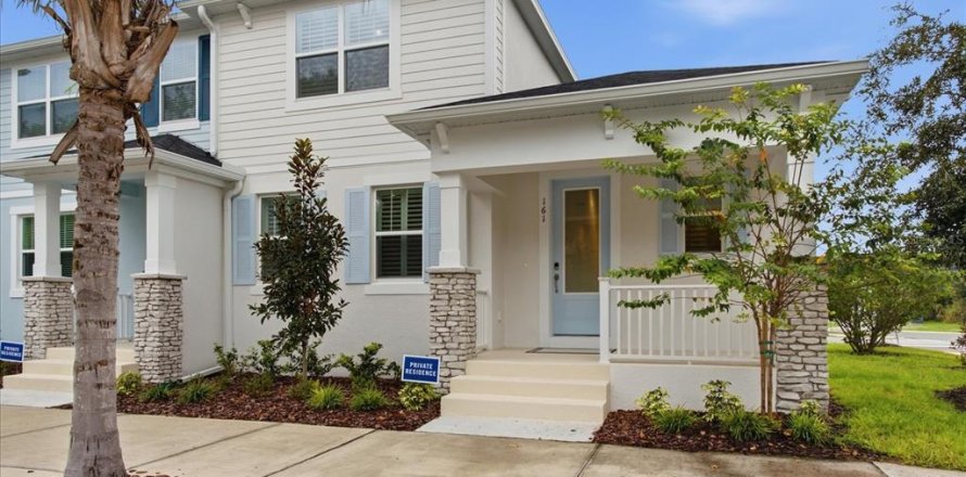Adosado en Winter Springs, Florida 3 dormitorios, 158.31 m2 № 2423648
