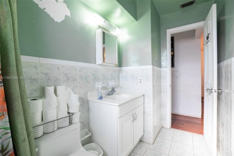 Купить виллу или дом в Майами, Флорида 3 спальни, 151.9м2, № 1998094 - фото 14