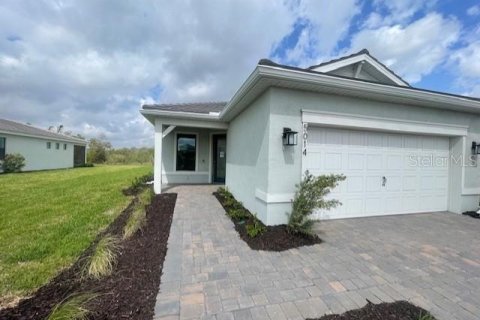 House in Lakewood Ranch, Florida 2 bedrooms, 130.53 sq.m. № 1806810 - photo 1