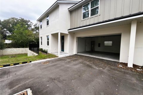 Adosado en alquiler en Orlando, Florida, 3 dormitorios, 155.33 m2 № 1910603 - foto 1