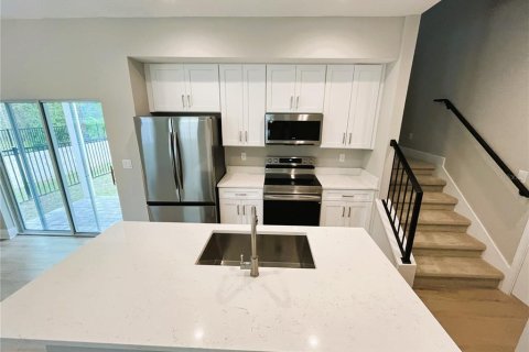 Adosado en alquiler en Orlando, Florida, 3 dormitorios, 155.33 m2 № 1910603 - foto 6