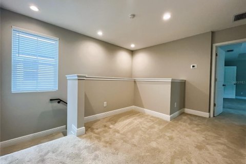 Adosado en alquiler en Orlando, Florida, 3 dormitorios, 155.33 m2 № 1910603 - foto 24