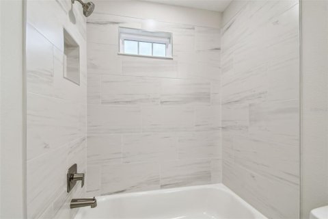Casa en venta en Saint Petersburg, Florida, 5 dormitorios, 260.5 m2 № 1339630 - foto 30