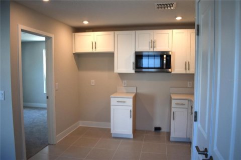 Casa en venta en Saint Petersburg, Florida, 5 dormitorios, 260.5 m2 № 1339630 - foto 17