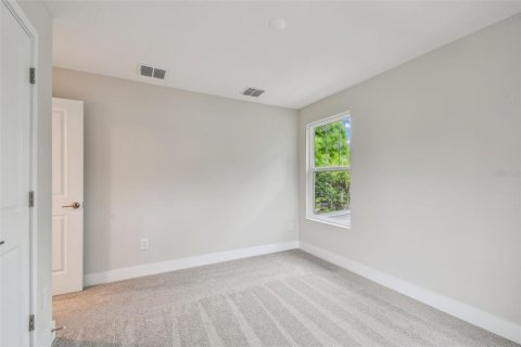 Casa en venta en Saint Petersburg, Florida, 5 dormitorios, 260.5 m2 № 1339630 - foto 27