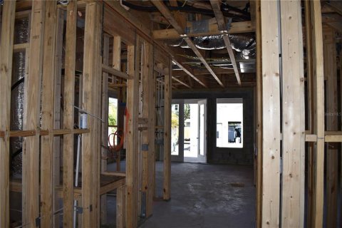 Casa en venta en Saint Petersburg, Florida, 5 dormitorios, 260.5 m2 № 1339630 - foto 6