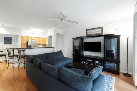 Condo in Orlando, Florida, 1 bedroom  № 1890408 - photo 6