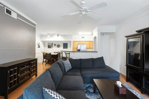 Condo in Orlando, Florida, 1 bedroom  № 1890408 - photo 5