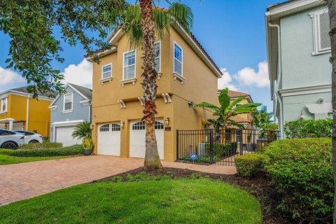 House in Four Corners, Florida 4 bedrooms, 287.07 sq.m. № 1760589 - photo 2