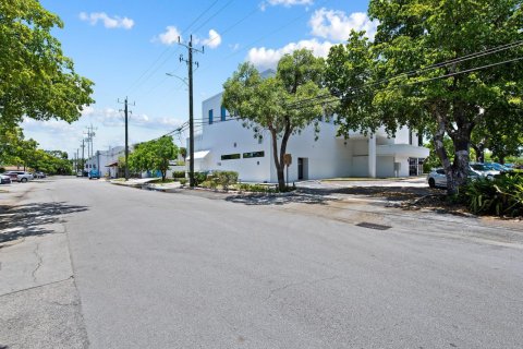 Immobilier commercial à vendre à Wilton Manors, Floride № 2183015 - photo 10