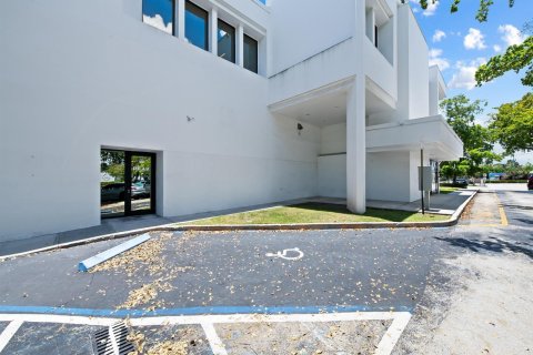 Immobilier commercial à vendre à Wilton Manors, Floride № 2183015 - photo 11