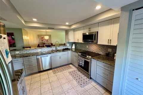 Condo in Bradenton, Florida, 3 bedrooms  № 1791185 - photo 10