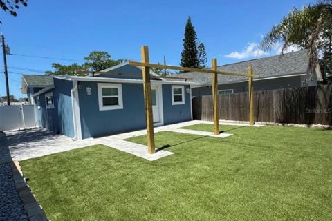 Villa ou maison à louer à Tarpon Springs, Floride: 2 chambres, 100.33 m2 № 2150594 - photo 14
