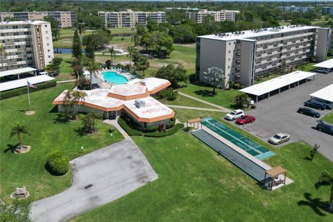 Copropriété à vendre à Bradenton, Floride: 2 chambres, 101.08 m2 № 2151749 - photo 5