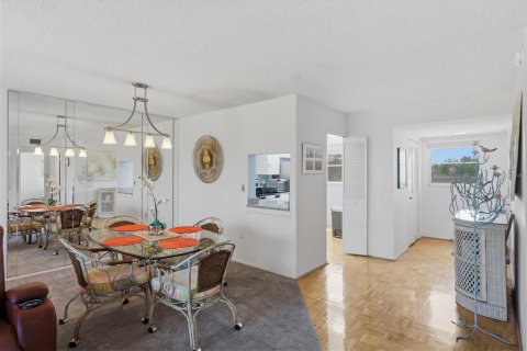 Copropriété à vendre à Bradenton, Floride: 2 chambres, 101.08 m2 № 2151749 - photo 17