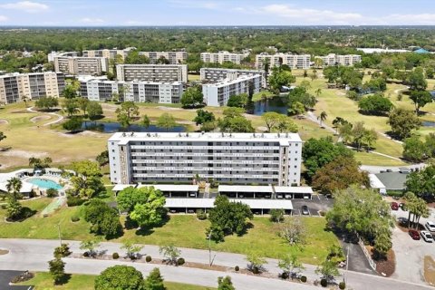 Copropriété à vendre à Bradenton, Floride: 2 chambres, 101.08 m2 № 2151749 - photo 4