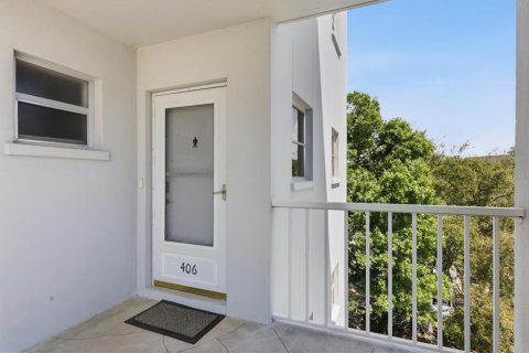 Copropriété à vendre à Bradenton, Floride: 2 chambres, 101.08 m2 № 2151749 - photo 10