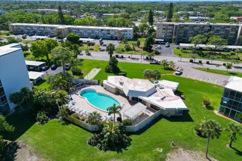Copropriété à vendre à Bradenton, Floride: 2 chambres, 101.08 m2 № 2151749 - photo 6