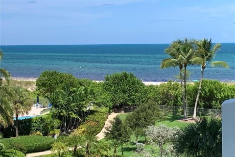 Copropriété à vendre à Key Biscayne, Floride: 2 chambres, 117.06 m2 № 1714077 - photo 3