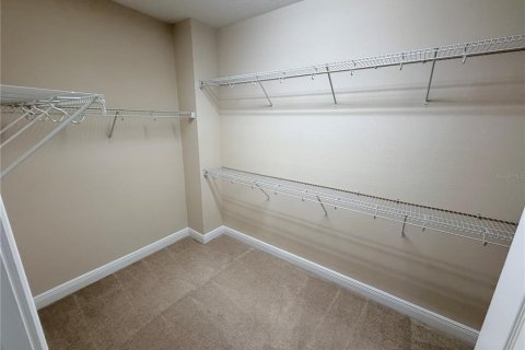 Duplex in Orlando, Florida 3 bedrooms, 179.86 sq.m. № 2319011 - photo 29