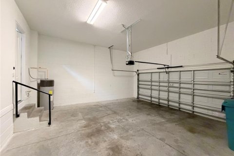 Duplex in Orlando, Florida 3 bedrooms, 179.86 sq.m. № 2319011 - photo 22