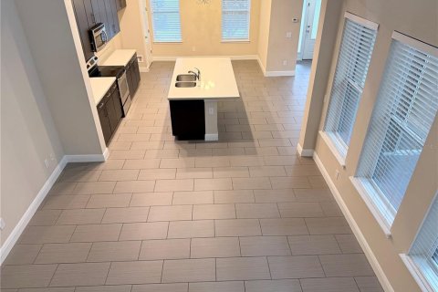 Duplex in Orlando, Florida 3 bedrooms, 179.86 sq.m. № 2319011 - photo 25