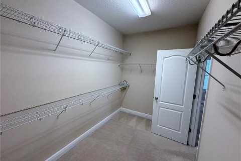 Duplex in Orlando, Florida 3 bedrooms, 179.86 sq.m. № 2319011 - photo 30