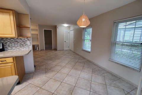 Condominio en venta en Temple Terrace, Florida, 3 dormitorios, 118.17 m2 № 1804868 - foto 4