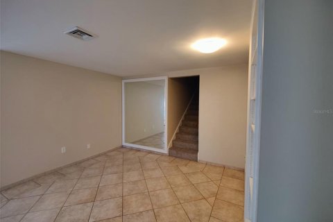 Condominio en venta en Temple Terrace, Florida, 3 dormitorios, 118.17 m2 № 1804868 - foto 11