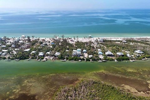 Terreno en venta en Placida, Florida № 1740304 - foto 12