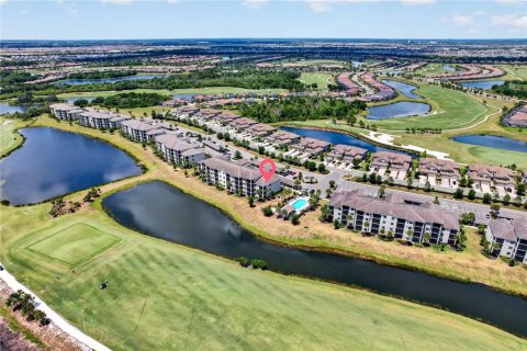 Copropriété à vendre à Bradenton, Floride: 3 chambres, 119.47 m2 № 2117843 - photo 8