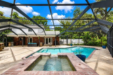 House in Brandon, Florida 3 bedrooms, 192.12 sq.m. № 2310244 - photo 29