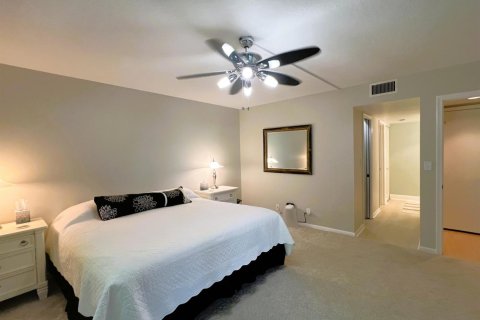 Condo in Coconut Creek, Florida, 2 bedrooms № 2250104 - photo 10
