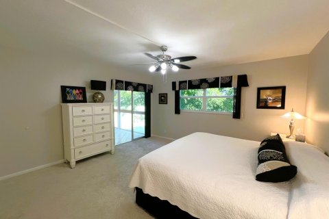Condo in Coconut Creek, Florida, 2 bedrooms № 2250104 - photo 8