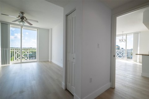 Condominio en venta en Boynton Beach, Florida, 2 dormitorios, 128.67 m2 № 1993948 - foto 11