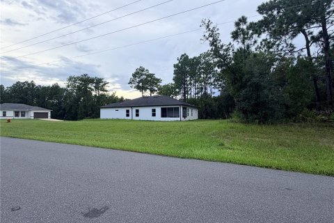 House in Ocala, Florida 4 bedrooms, 185.15 sq.m. № 2400131 - photo 6