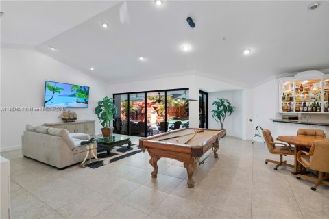 House in Boca Raton, Florida 4 bedrooms, 273.13 sq.m. № 1889606 - photo 9