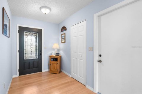 Condo in Sun City Center, Florida, 2 bedrooms  № 2267164 - photo 6