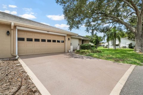 Condo in Sun City Center, Florida, 2 bedrooms  № 2267164 - photo 3