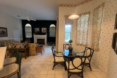 Villa ou maison à vendre à Orlando, Floride: 5 chambres, 341.88 m2 № 1999036 - photo 16